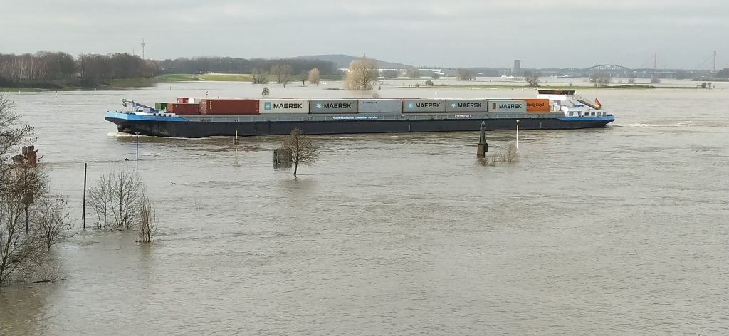 Hochwasser Rhein Ruhrort Mühlenweide Februar 2021